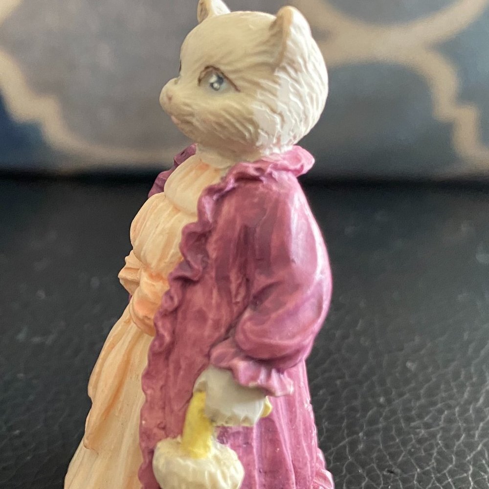 Vintage Miniature Figurine J.C. Girl Cat with Pink Coat & Umbrella - Picture 9 of 14